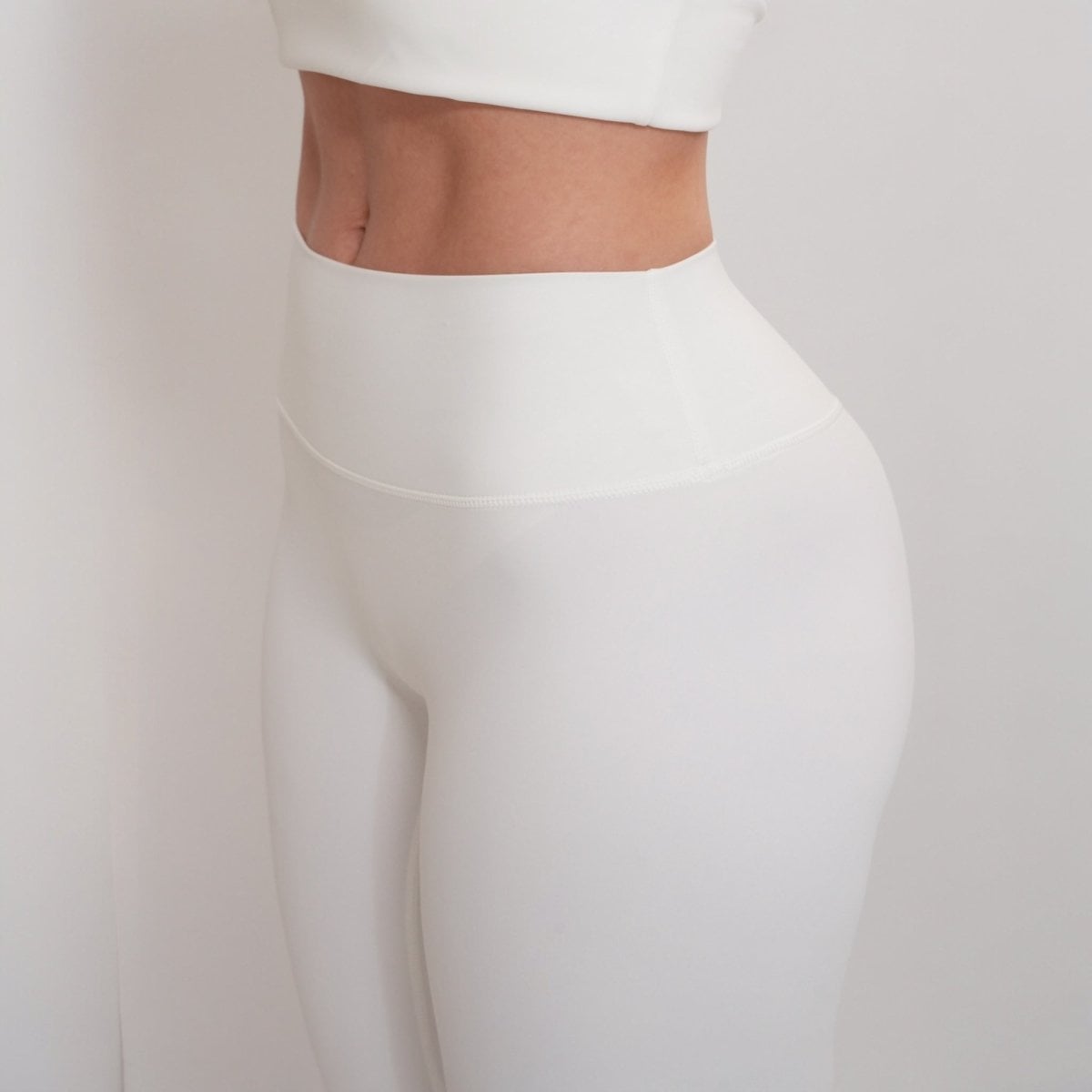 Aura Leggings – Clear White – Produktansicht 4
