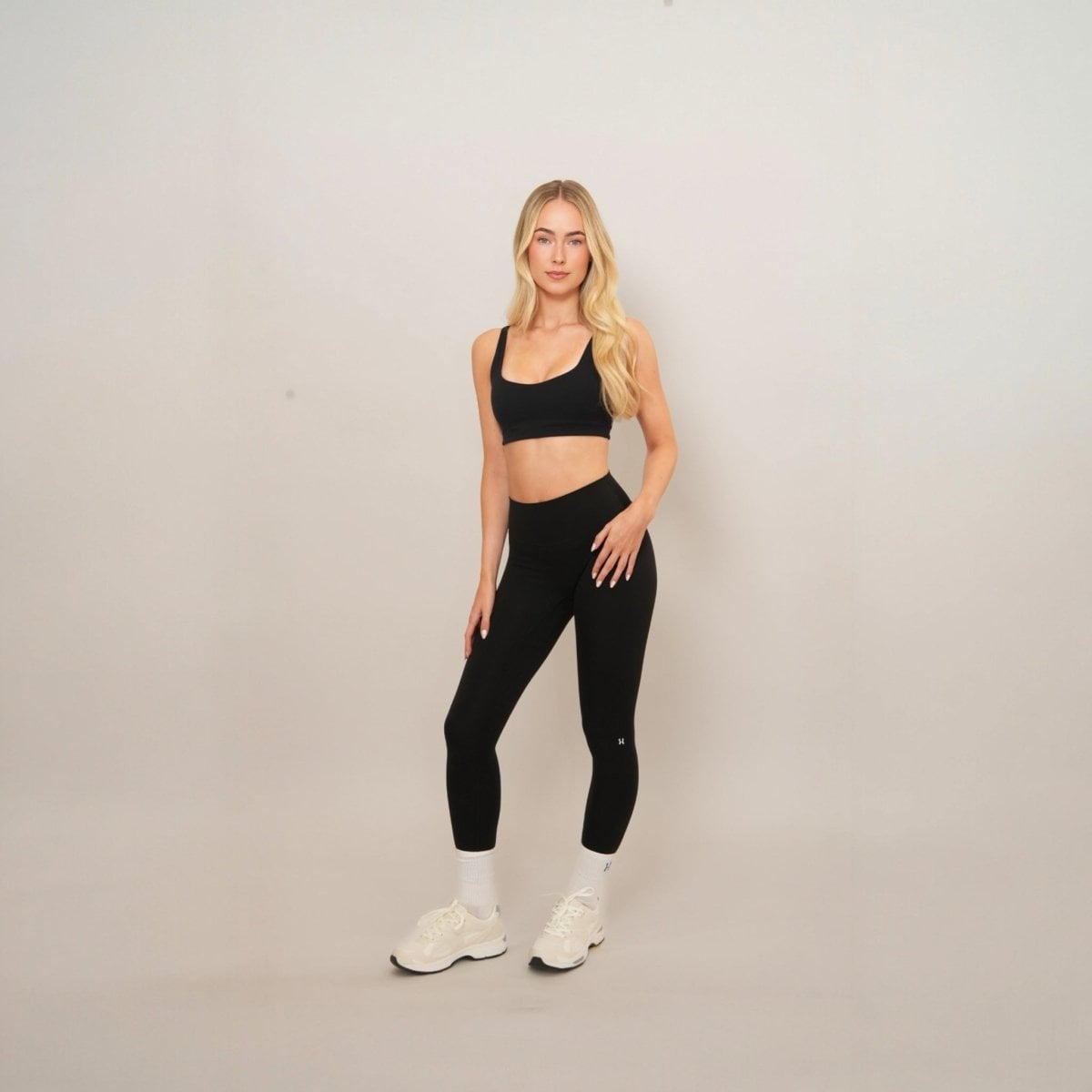 Aura Leggings – Black – Produktansicht 4