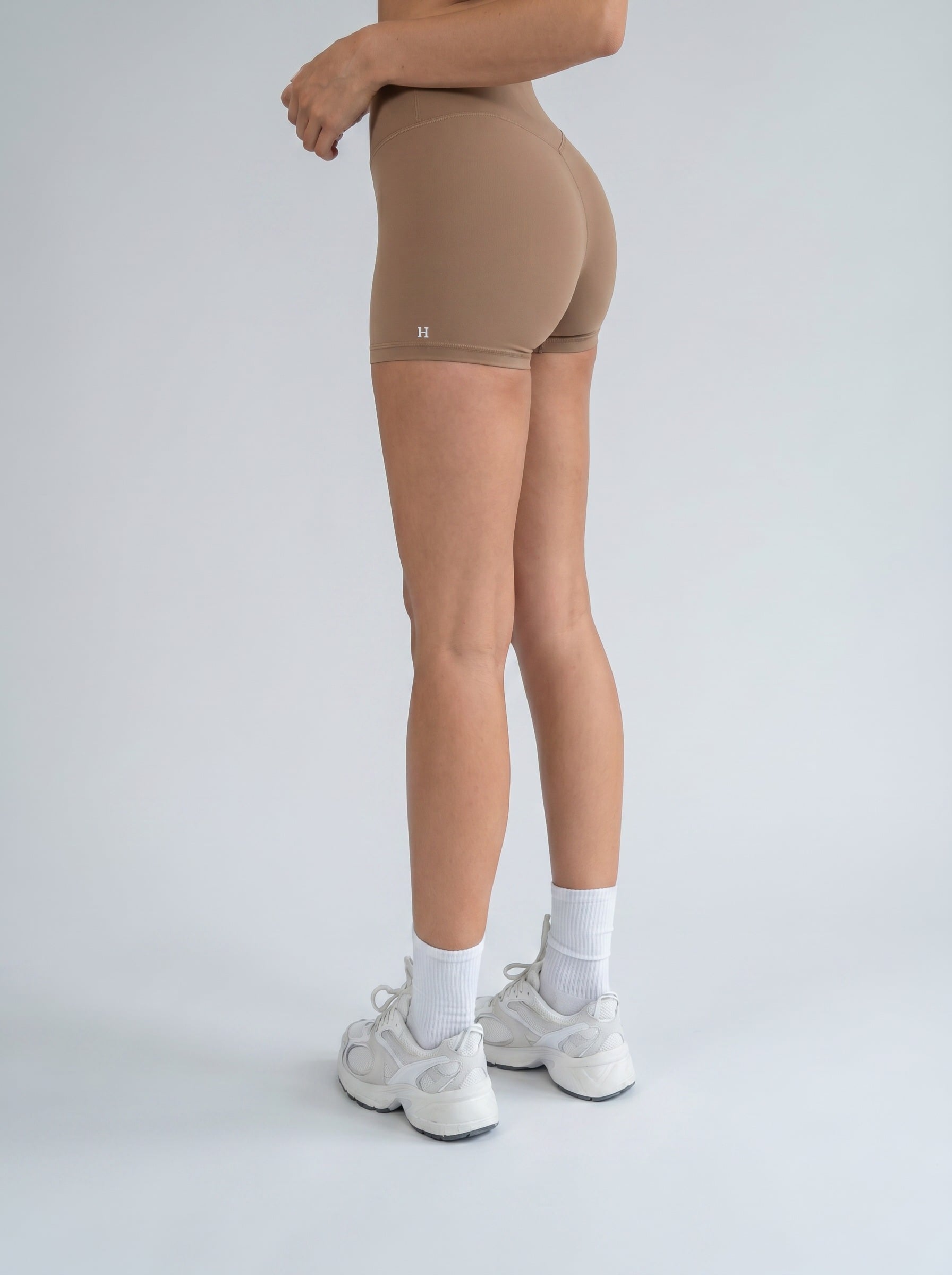 Aura Shorts – Cappuccino – Produktansicht 1