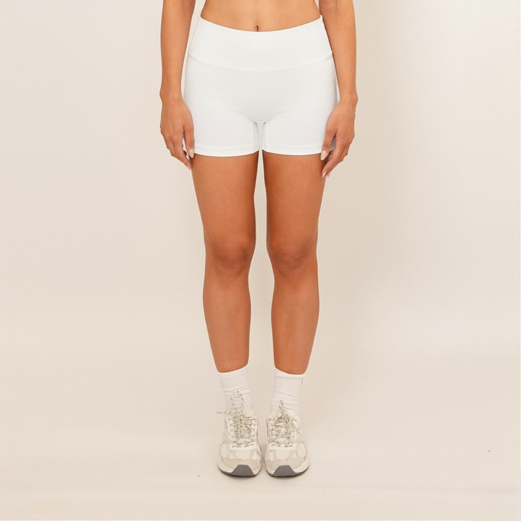 Aura Shorts – Clear White – Produktansicht 2